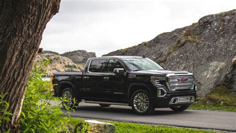 2006 gmc sierra 1500 denali specs